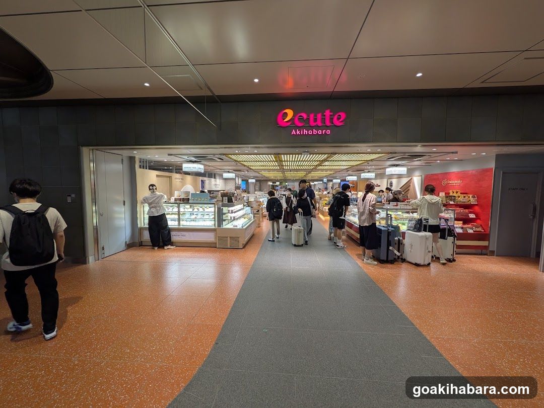 e-cute Akihabora Storefront