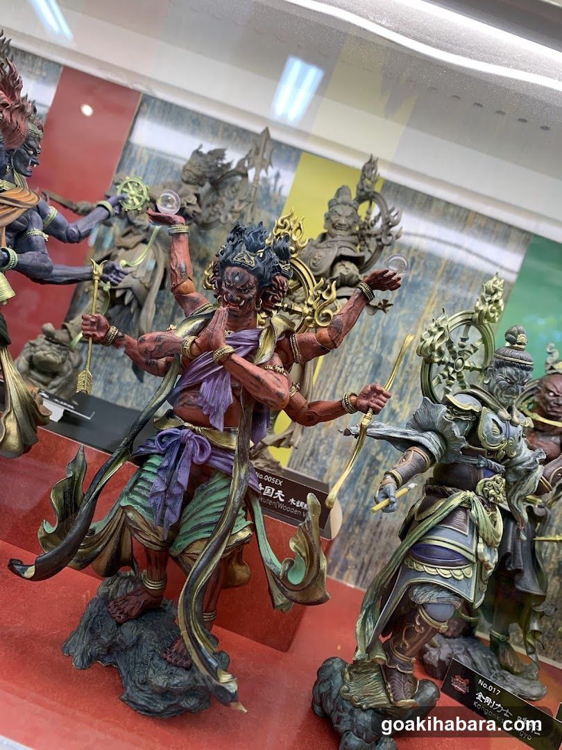 Statue Display