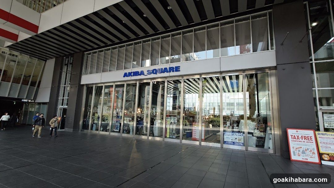 Akiba Square Entrance