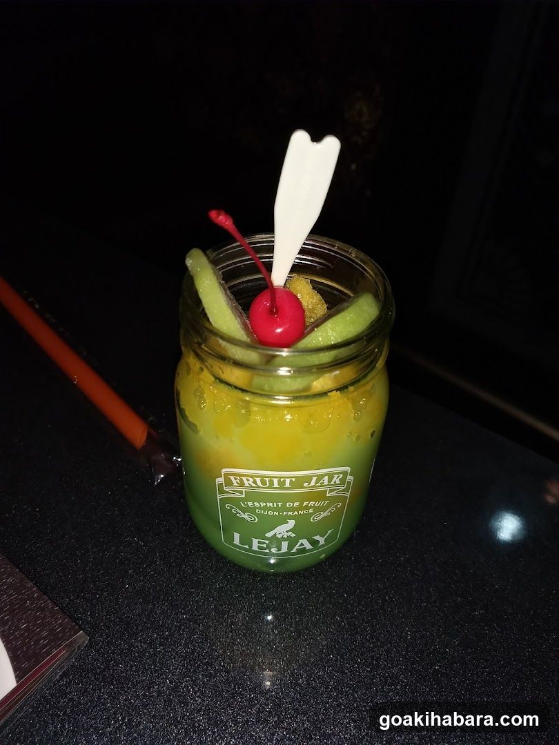 Fruit Jar Cocktail