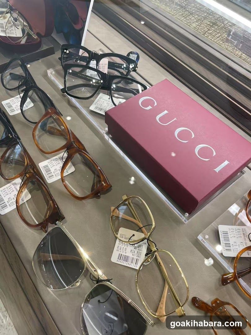 Gucci Eyewear Display