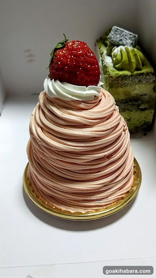 Strawberry Cream Cake