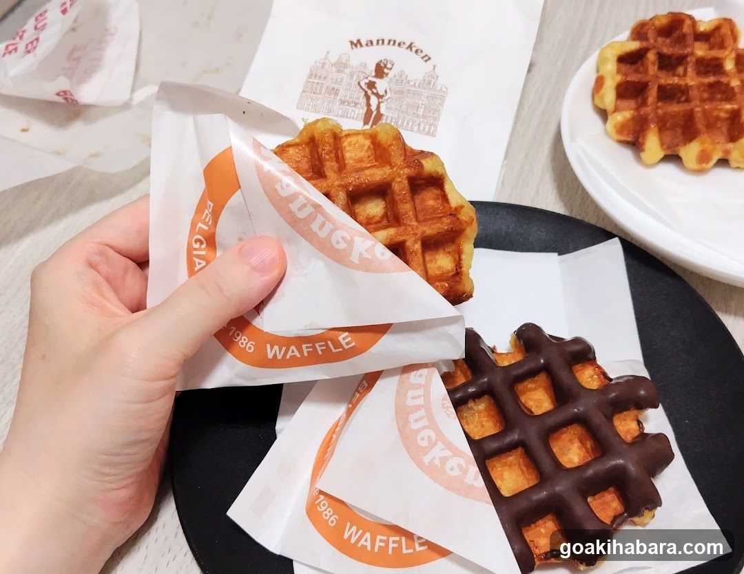 Waffle Shop Interior