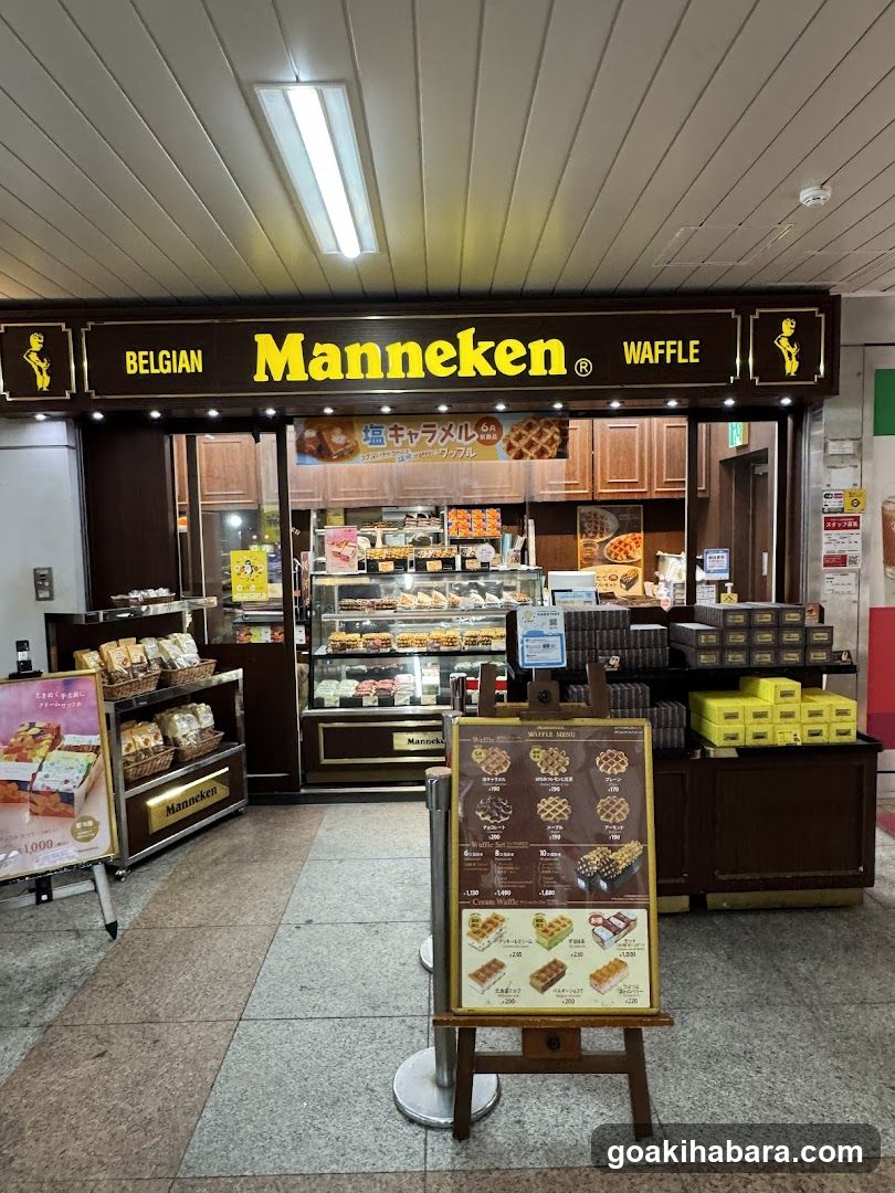 Manneken Waffle Shop Interior