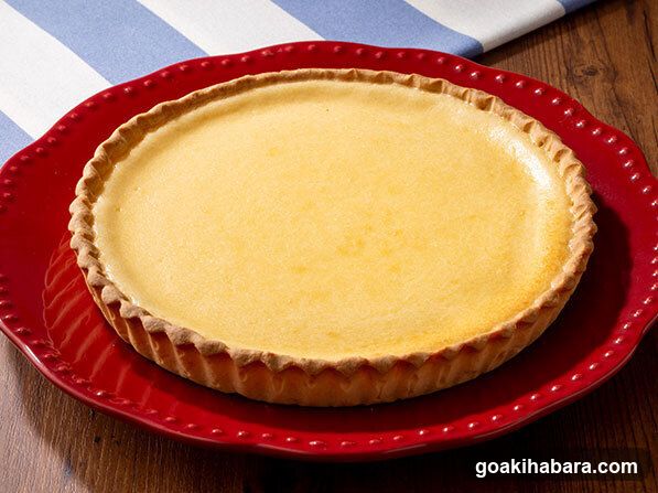 Red Plate with Yellow Pie