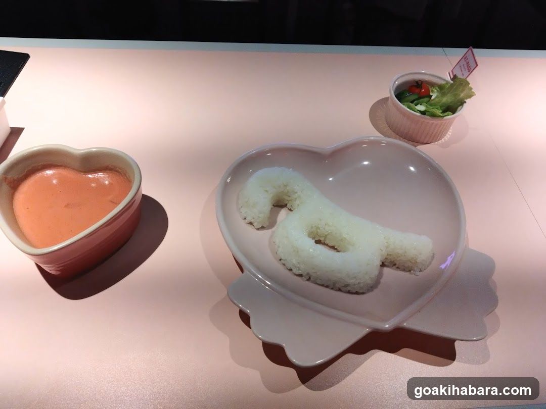 Heart-Shaped Meal Presentation