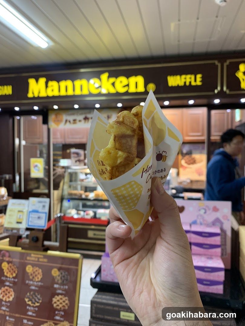 Waffle snack in store