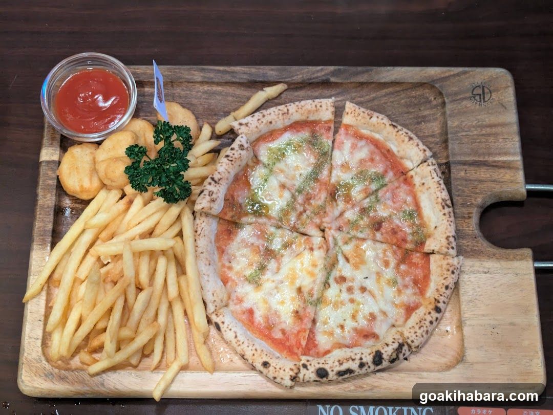 Pizza and Fries Platter