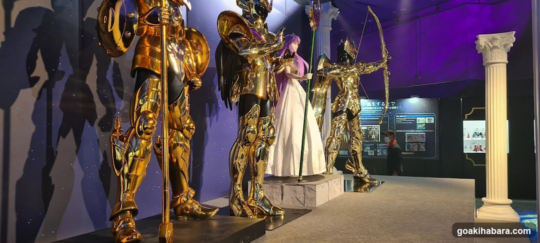 Saint Seiya Gold Armor Display