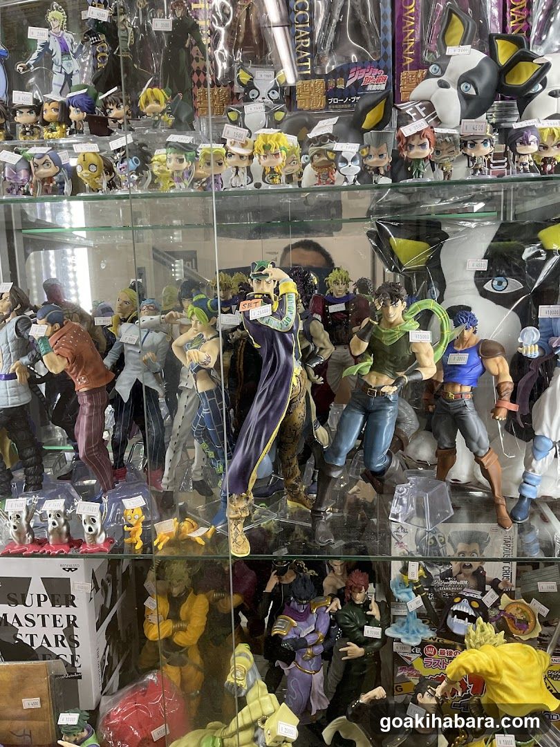 Jojo's Bizarre Adventure Figure Collection Display