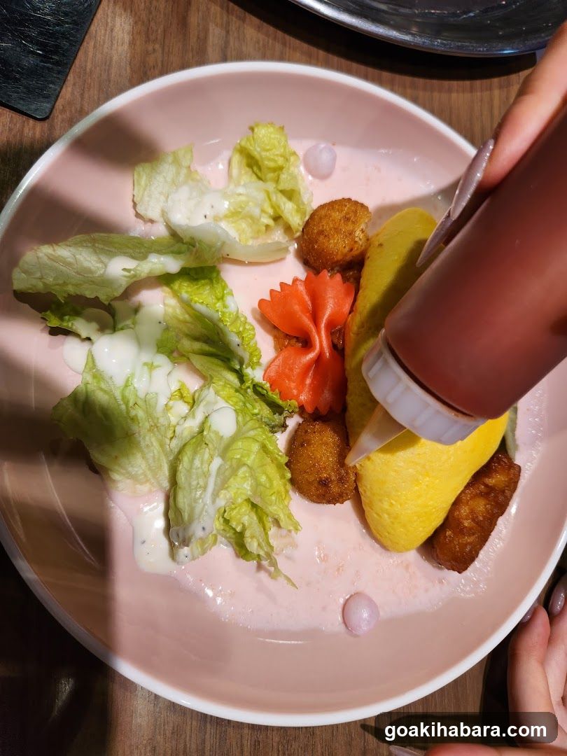 Food Plate with Dressing