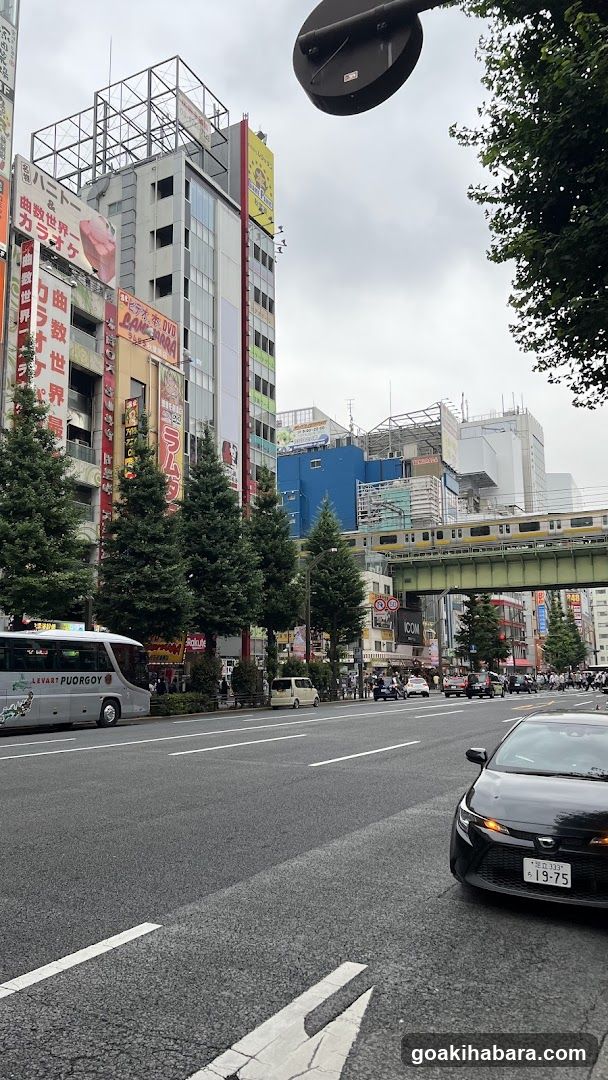 Urban Street Scene with Buildings and Vehicles