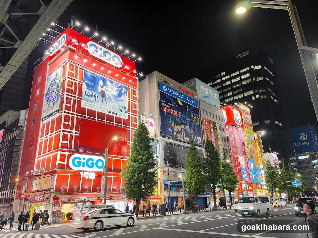 Night view of Shibuya Crossing, Tokyo