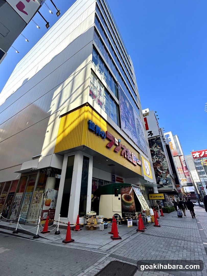 Street scene with shop entrance and food truck