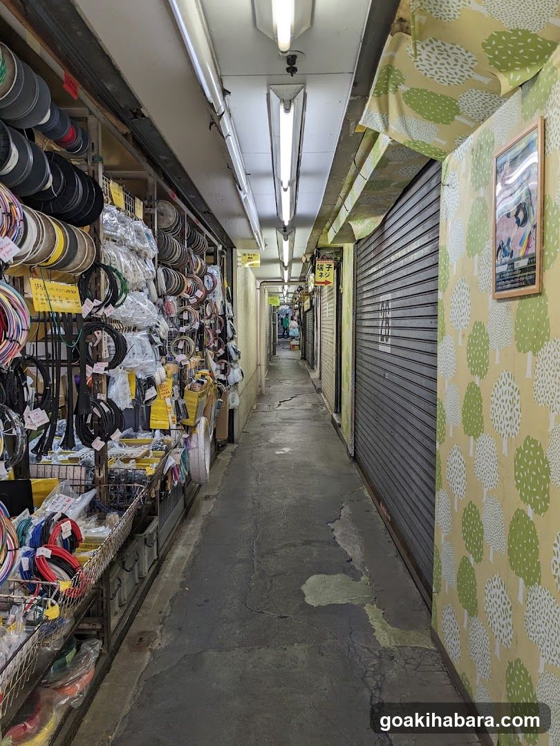 Market Alleyway