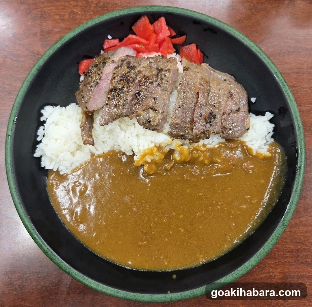 Curry Rice Bowl with Beef and Tomatoes