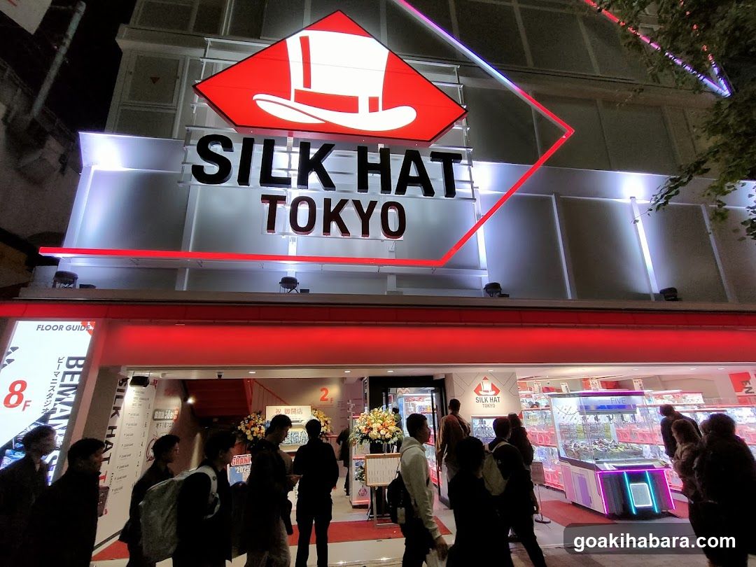 Silk Hat Tokyo Exterior