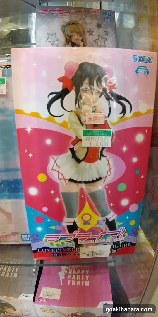 Lovelive! School Idol Project Figure Display