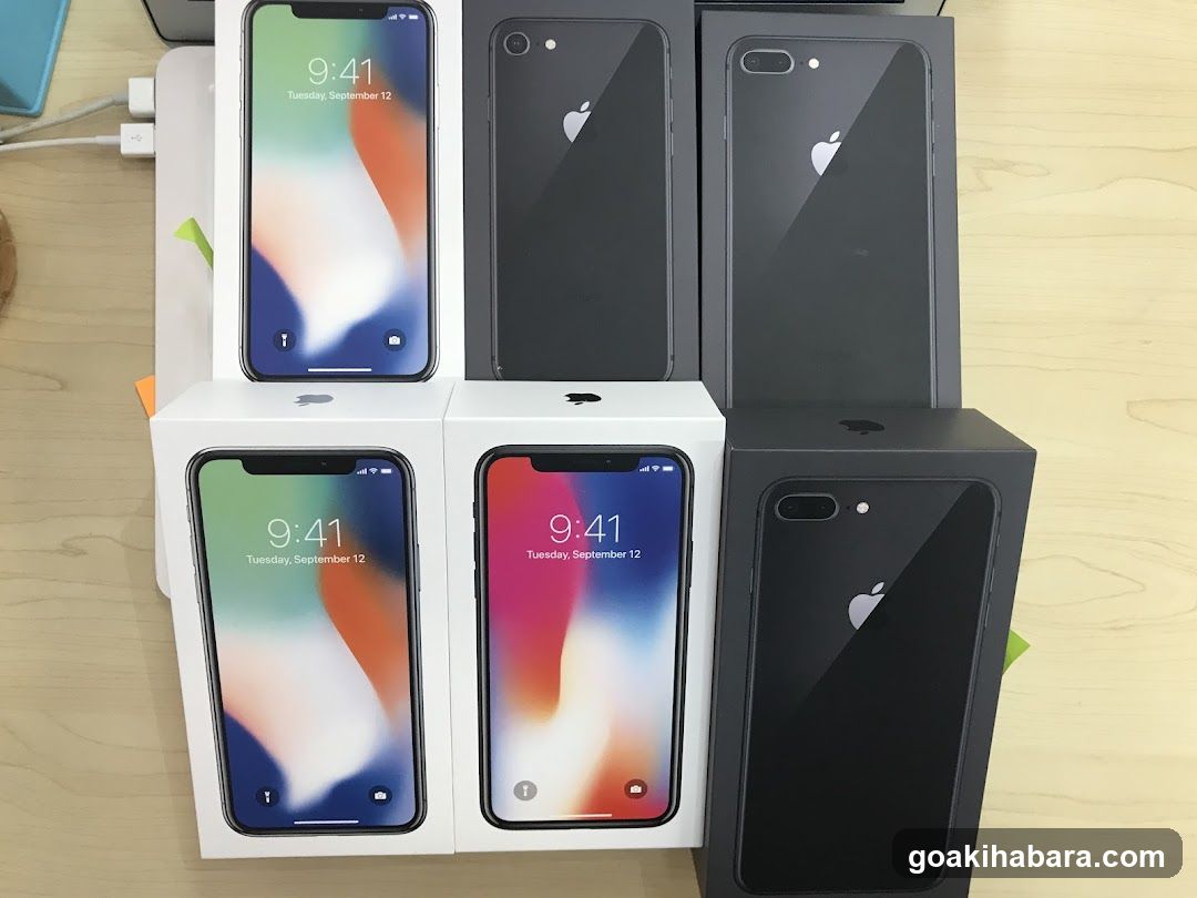 iPhone Boxes Display