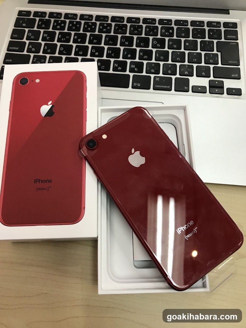 iPhone SE (Red)