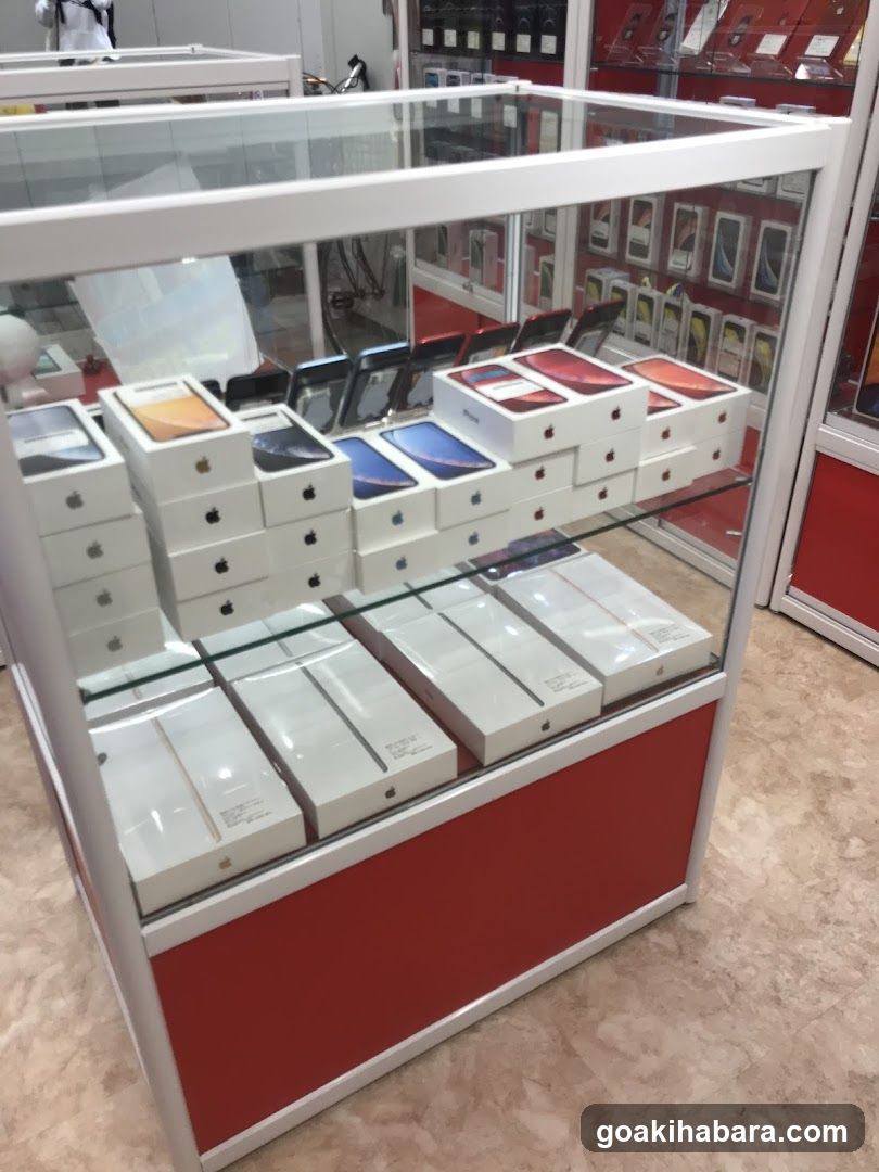 Apple Product Display Case