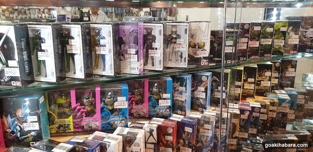 Kamen Rider Action Figure Display