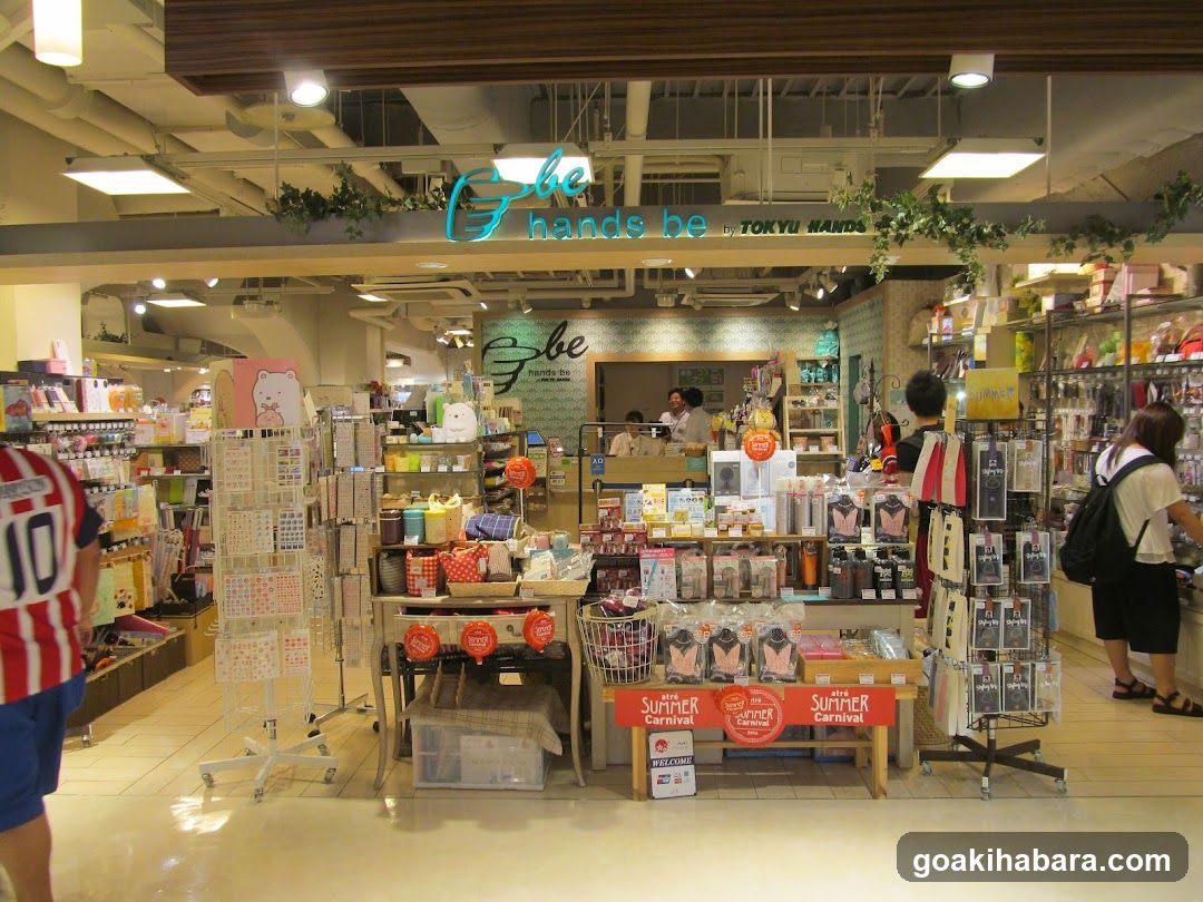 Tokyo Hands Store Interior