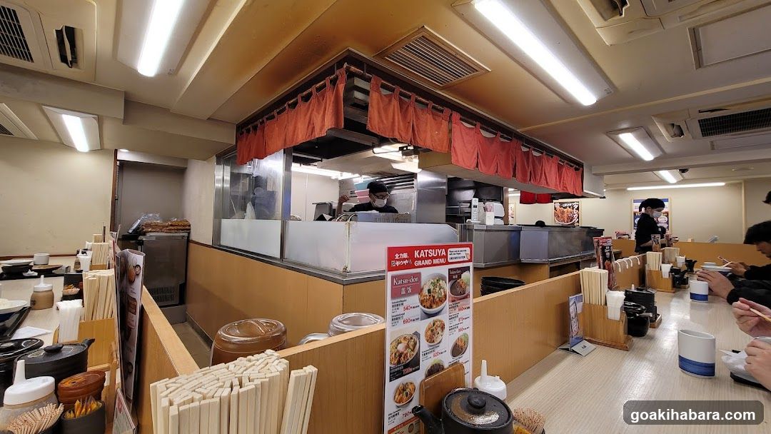 Katsu-ya Interior