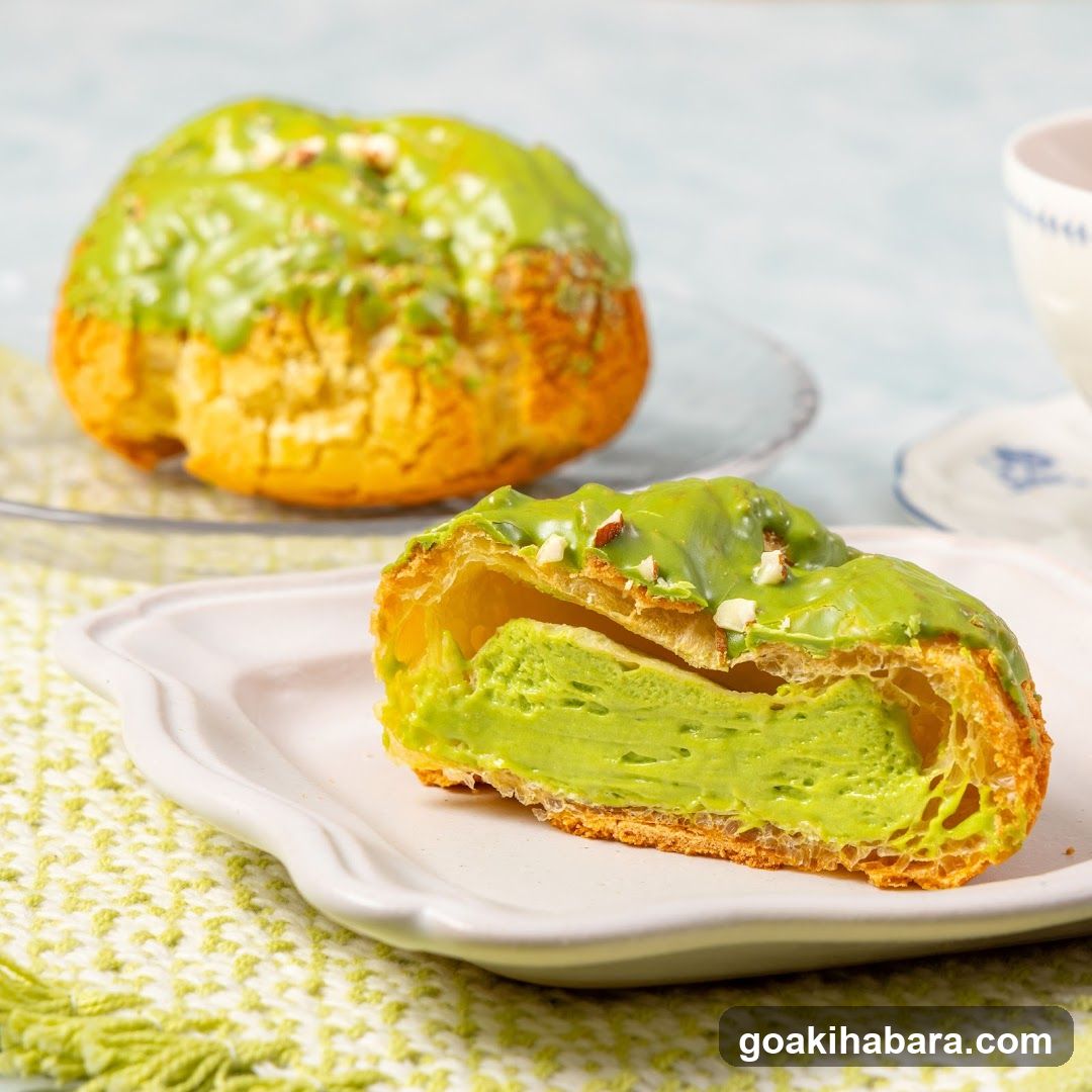 Matcha Cream Pastry
