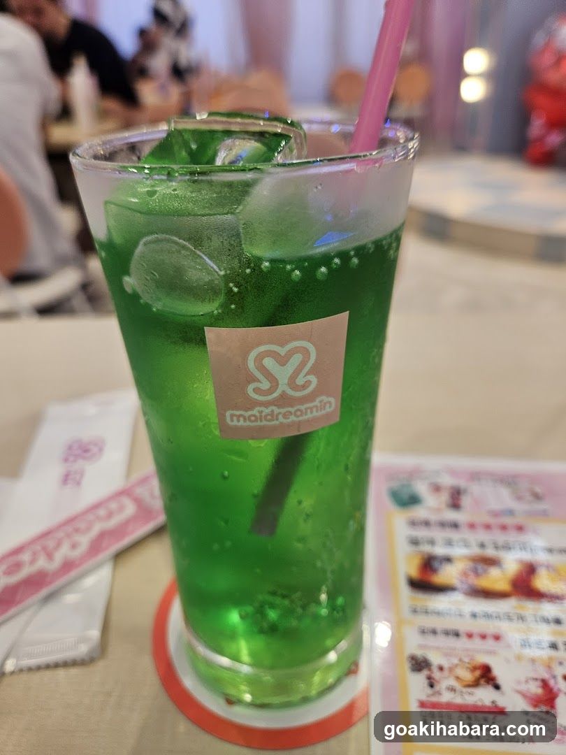Green Drink with Maidreamin Logo