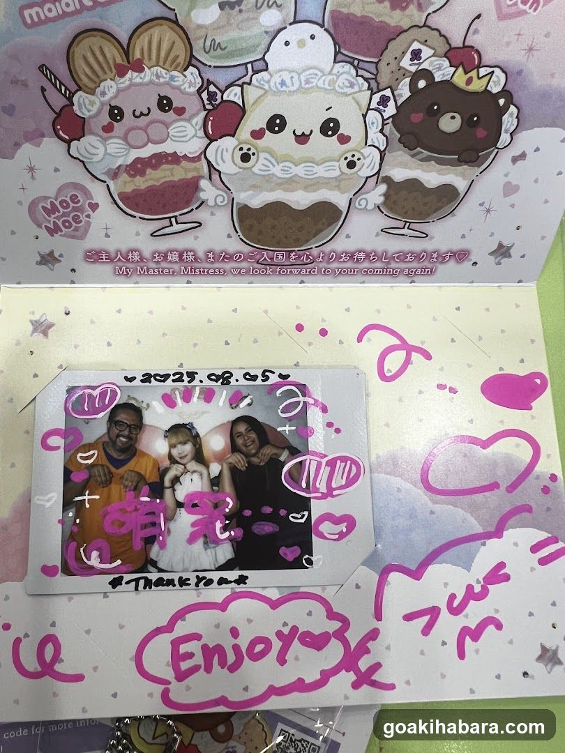 Kawaii-themed photo booth printout with polaroid-style photo