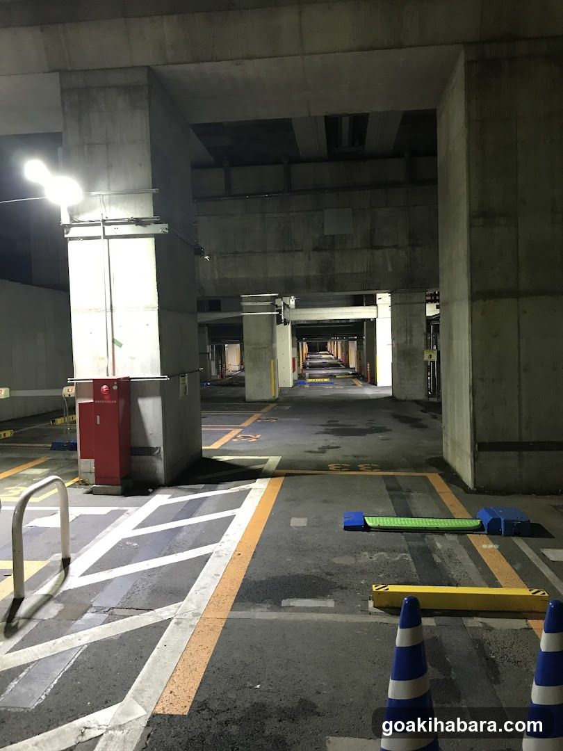 Parking in 秋葉原