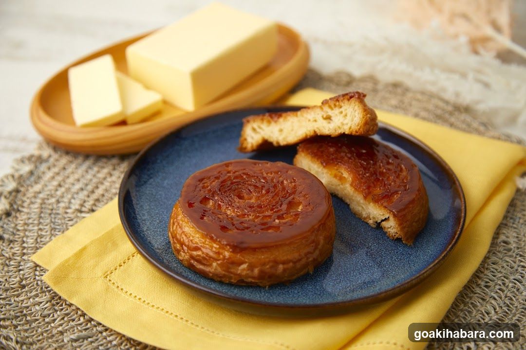 Caramelized Pastries with Butter