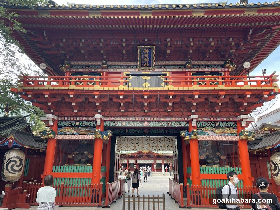 Shrine for Complexly Enshrined Deities
